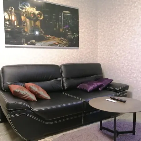 Grand Apartments Nemiga, Минск Исторический центр Апарт-готель Мінськ